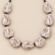 Castaway Meadow Layers Look - White Coconut Palm Wood Jewellery Set - alternate image 4