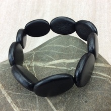 Black Wooden Ovalitos Elastic Bracelet