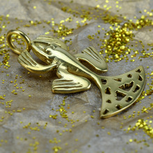 Ave Tairona Precolombino Gold Pendant