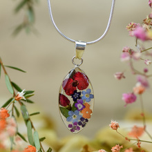 Garden Mexican Flowers Medium Seed Necklace
