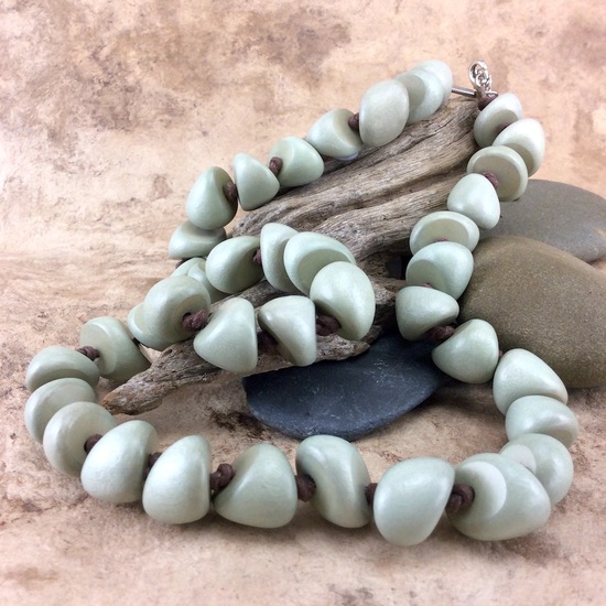Shady Grey Freya Short Wooden Necklace