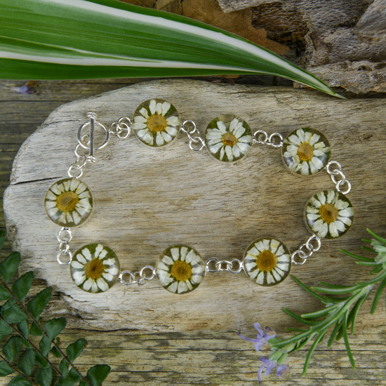 White Mexican Flowers Round Bracelet