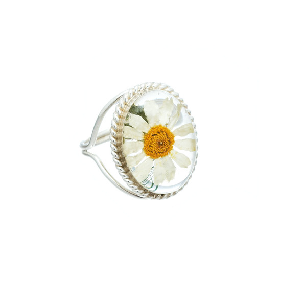 White Mexican Flowers Oval Baroque Ring - Size 6