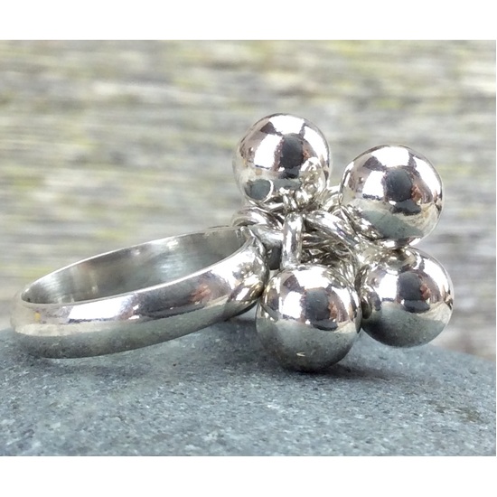 Uvitas Ring - Size 9